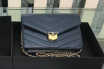 香奈儿Chanel高仿包包 Chanel官网新款斜挎包 宝蓝色发财包-高仿包包