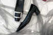RV单鞋 罗杰维维亚顶级版本方扣粗跟单鞋 银扣黑色-高仿包包